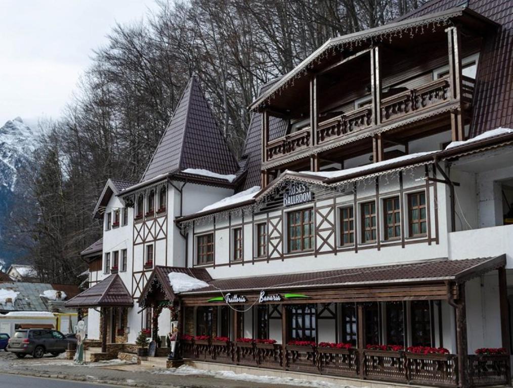 Conac Bavaria Buşteni Buitenkant foto